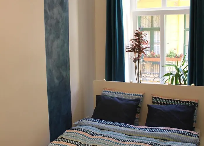 Appartement Opposite Thermal Bath, Centre, 2 Bed, 2 Bath Budapest